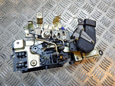 1999- 2006 TOYOTA PREVIA NS REAR DRIVER SIDE SLIDING DOOR HANDLE LOCK MECHANISM