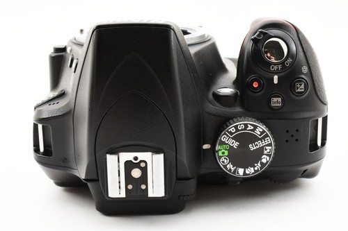 [13700shots] Nikon D3300 24.2 MP Digital Camera Black Body Only From JAPAN - Picture 10 of 12