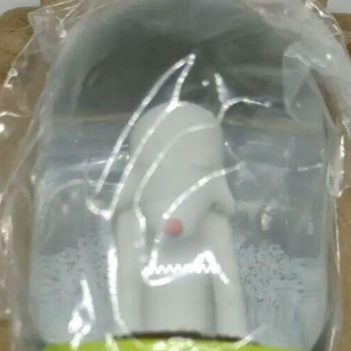 Yoshitomo Nara Aomori-ken Snow Globe Aomori Museum of Art Φ2.4×H4.1in JAPAN NEW - Picture 5 of 12