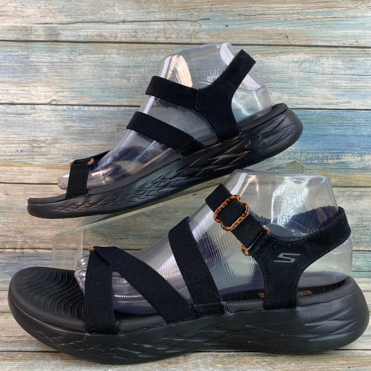 Skechers goga sales max sandals uk