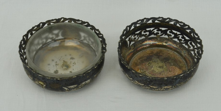 Pair Allen & Darwin Silverplate Salt Dishes (One Glass Inner), Sheffield, C.1893 - Picture 2 of 10