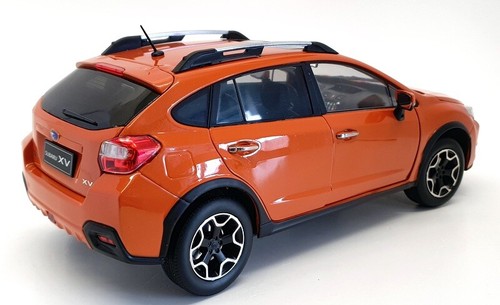 Sun Star 1/18 Scale Model Car 5571 - 2014 Subaru XV - Tangerine Orange - Picture 2 of 6