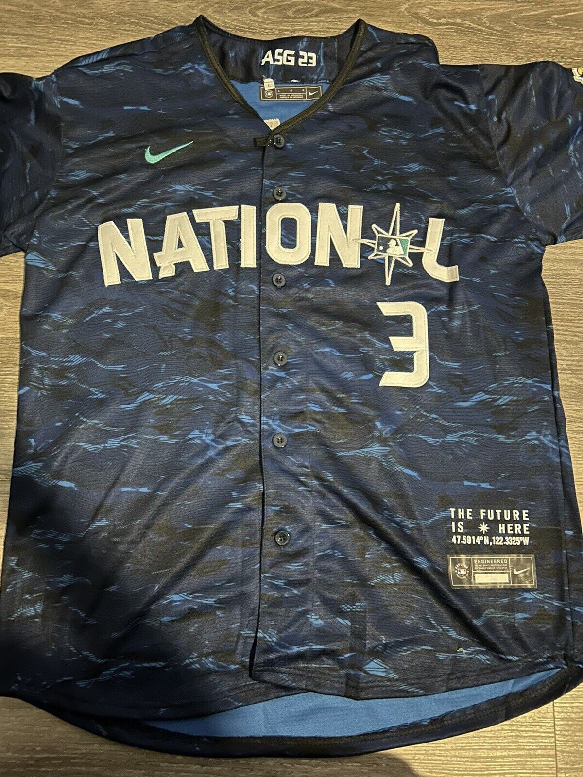 Picture 4 of 5