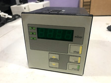 Thyracont VD7 B Vacuum Meter