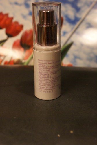 Meaningful Beauty Maintenance 2 Night Fluide by Cindy Crawford - Picture 3 of 4