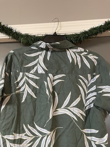 Stars above Women's Button Down Short sleeve Hawaiian Size XS - Picture 8 of 9