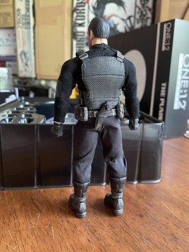 MEZCO ONE 12 PUNISHER Figure In Stock - Picture 8 of 21