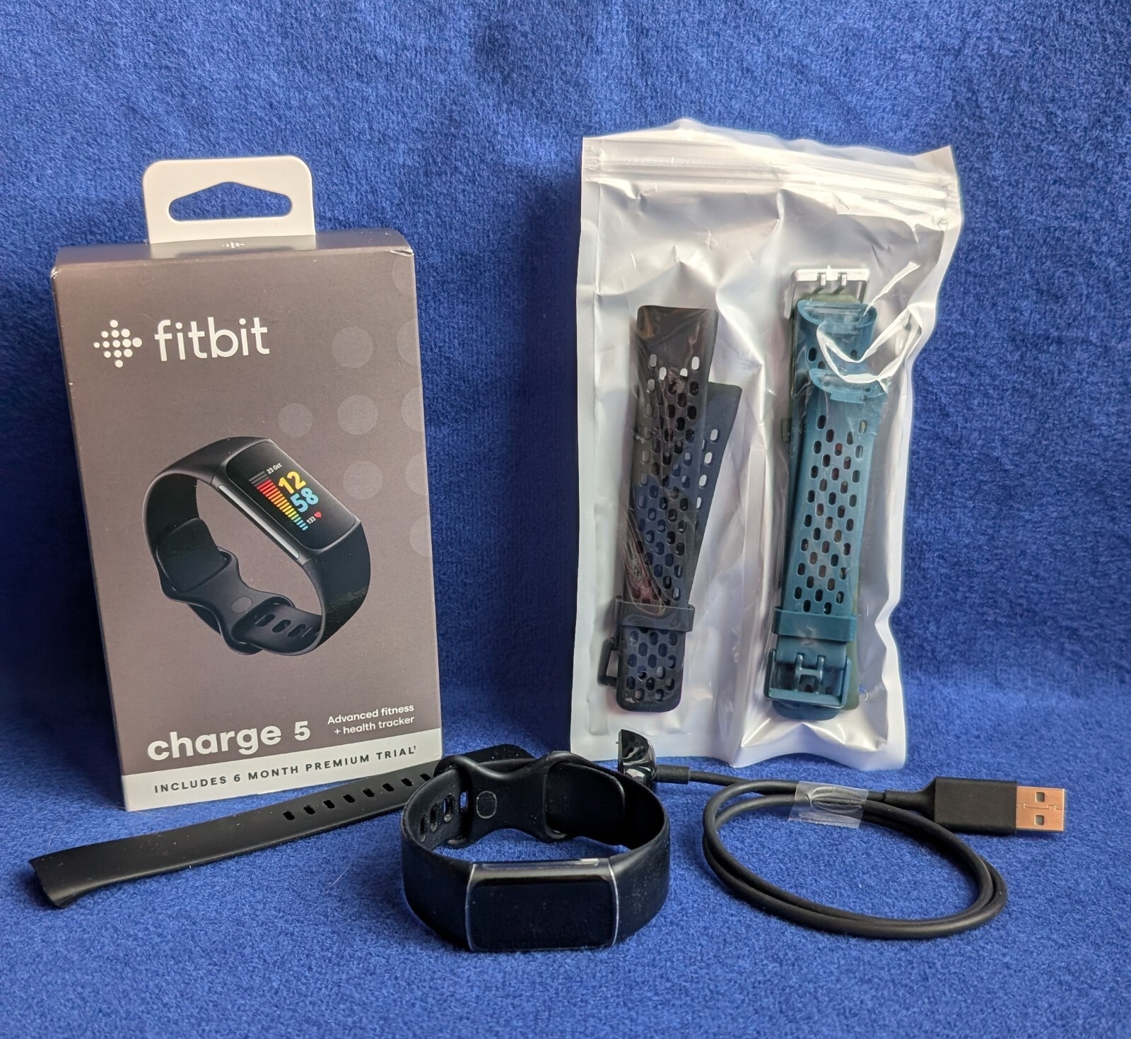 Fitbit Charge 5 - Advanced Fitness + Heart Tracker-image