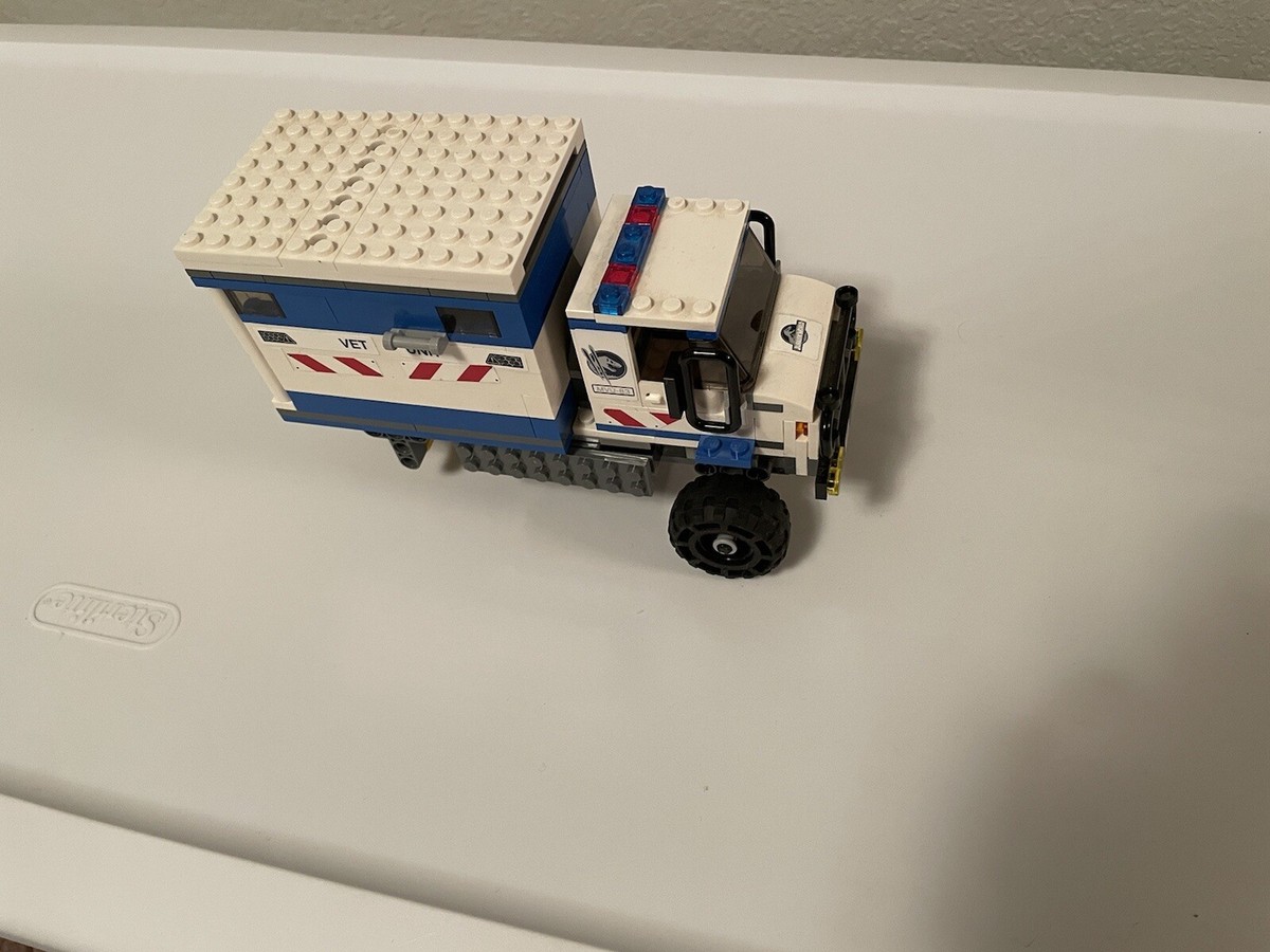 LEGO Jurassic World Raptor Rampage Vet Unit Truck Only 75917 Read Incomplete eBay