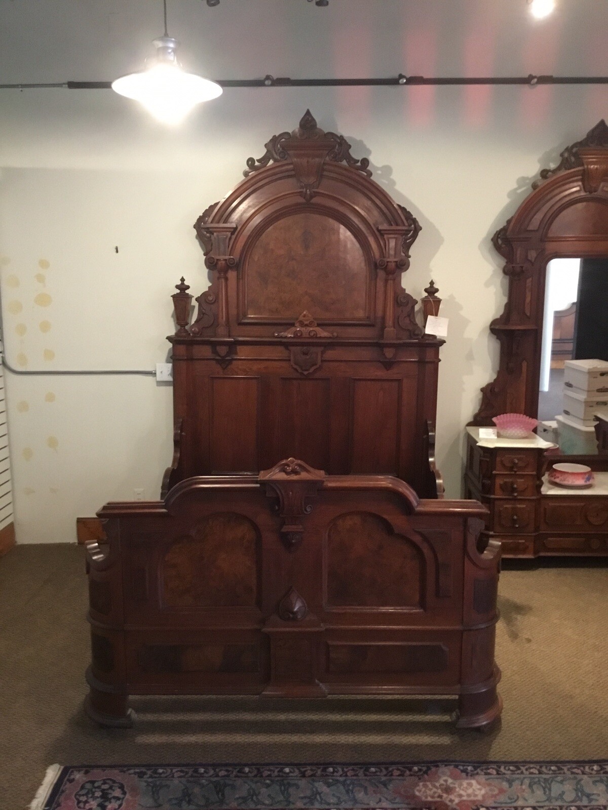 Picture 2 of 24