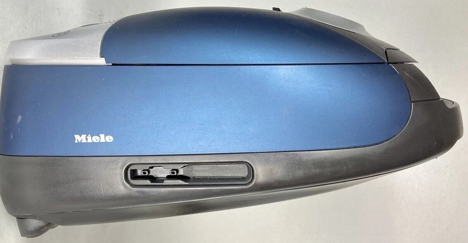 ✅✅Professionally Reconditioned Miele HEPA Solution Vacuum Cleaner 2200Watt - Image 4 of 4