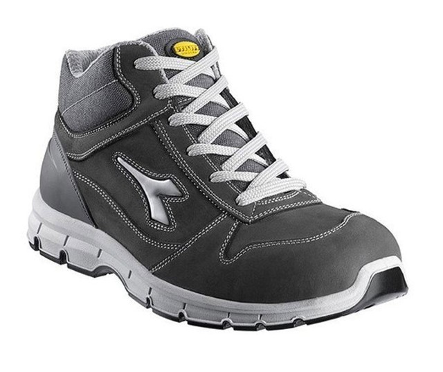 ropa de trabajo diadora