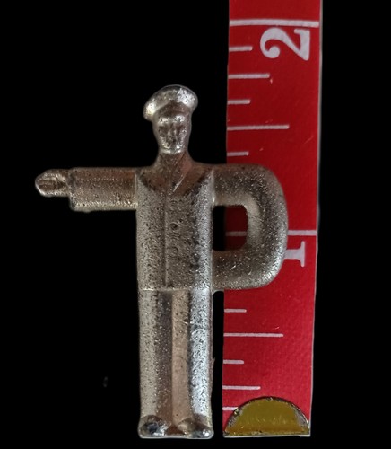 Original Vintage German 1940-1950 Prameta Kolman Policeman Metal Wind Up Key