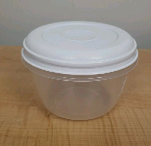 Contenedor de almacenamiento vintage Rubbermaid Servin' Saver 4 tazas #2 redondo 0028 blanco - Imagen 2 de 12