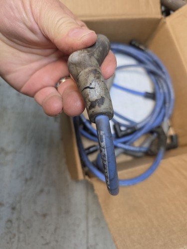 Ford Racing BLUE Ignition Wire Set 5.8L 5.0L 351W 302 Spark Plug Wires Kit, Used - Picture 4 of 15