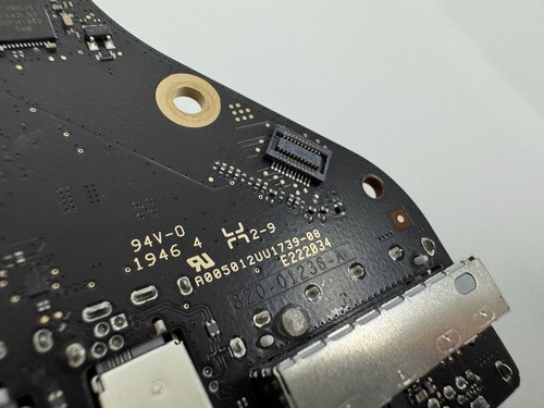 Apple iMac19,1 Logic Board 27" Retina 5K 2019 A2115 (EMC 3194) Core i9 3.60GHz - Picture 3 of 8
