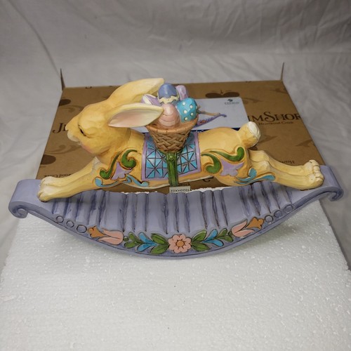 Jim Shore Heartwood Creek 'Easter Eggs-capades' coniglietto su dondolo 6008404 - Foto 4 di 8