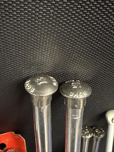 Vintage lot Knitting Needles Metal Susan Bates Etc 12 Pair Size 3- 13 - Picture 4 of 12