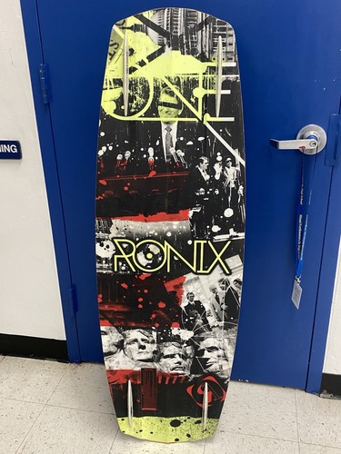 RONIX ONE COLLECTION 134 WAKEBOARD DANNY HARF PROTOTYPE 42, FREE AGENT FINS .8"