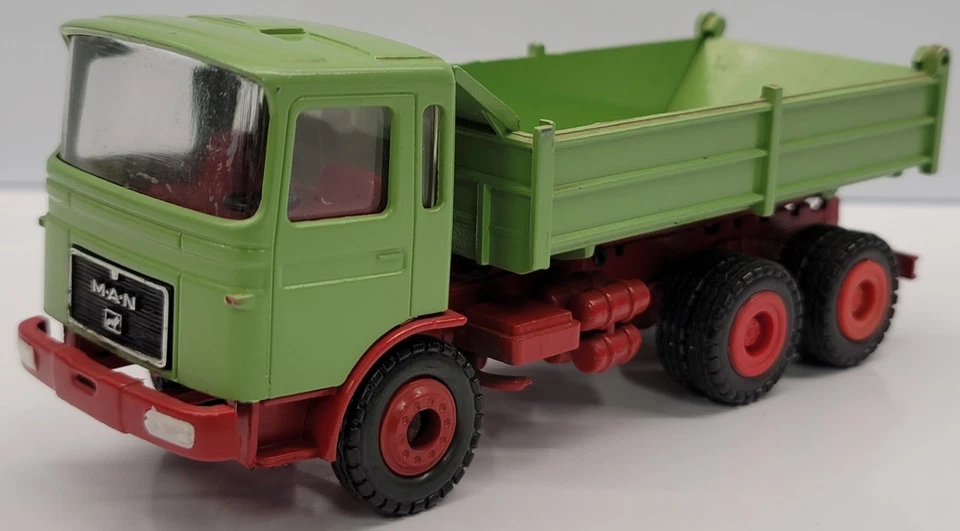 Conrad Art. Nr. 3040 Man Dump Truck Green 1:50 Scale Diecast - Image 4 of 4