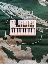 Arturia MiniLab 3 White Universal Midi Keyboard Controller 25 Keys