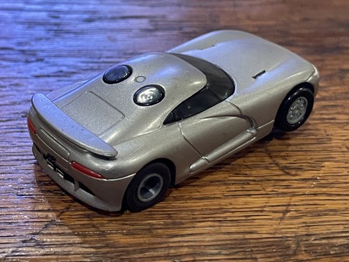 Set 2 giri a U vintage 1994 TYCO Dodge Viper Coupé & Stealth testati e funzionanti - Foto 2 di 6