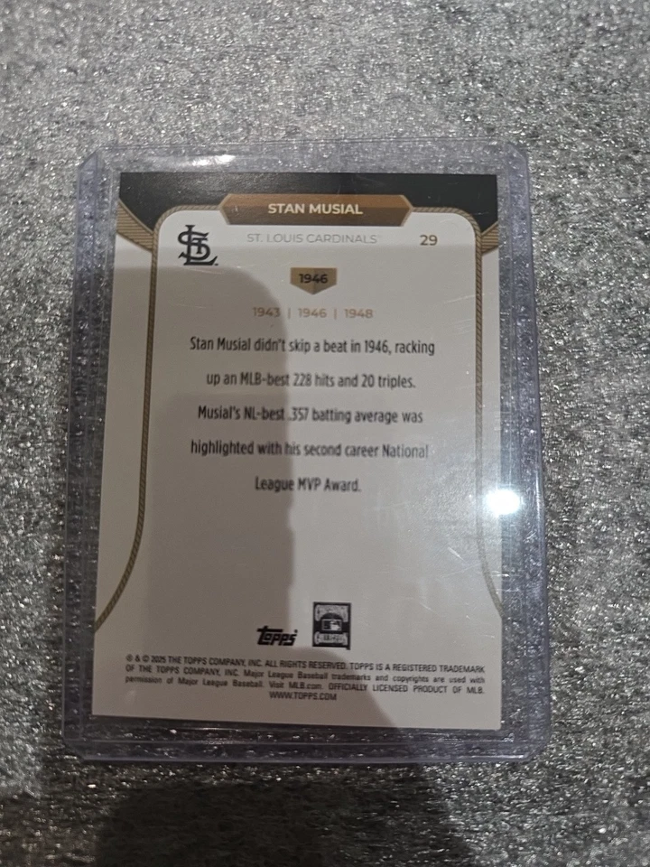 2025 Topps 3xmvp Estrellas de Béisbol Puñalada Musial Dorado/50 y Jimmie Foxx/150 Foto 2 de 4