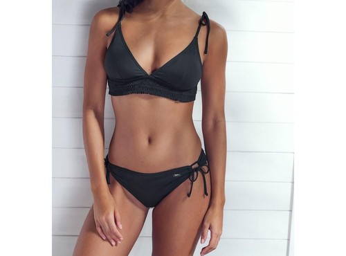 Marken Damen Triangel-Bikini-Top Oberteil Bademode schwarz Gr. 40 (Cup-A/B) NEU