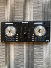 Numark Mixtrack Pro 3 All-in-One Controller for Serato DJ READ DESCRIPTION