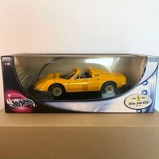Hot wheels 1/18 Ferrari dino GTS minicar