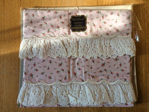 Priscilla A Progress Creation Pillowcases Mini Roses Eyelet Ruffle Trim Vintage - Picture 2 of 8