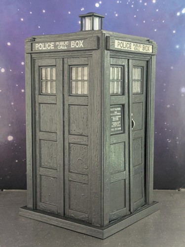 Figura 2nd Doctor Who TARDIS The War Games Caja Policía Blanco y Negro B&M - Imagen 3 de 10
