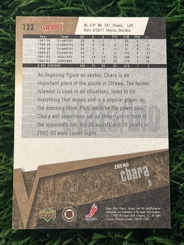 2003-04 Upper Deck Victory #133 Zdeno Chara AUTO Ottawa Senator Autograph Signed - Picture 2 of 2