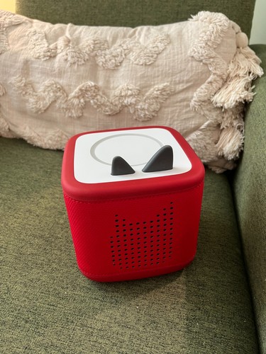 Toniebox 2 SUNSET RED, NO BOX w/ TONIES BRAND CHARGER