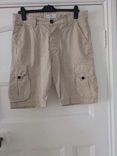 Next Herren Größe 32 Taille Beige Cargo Shorts Knopfleiste