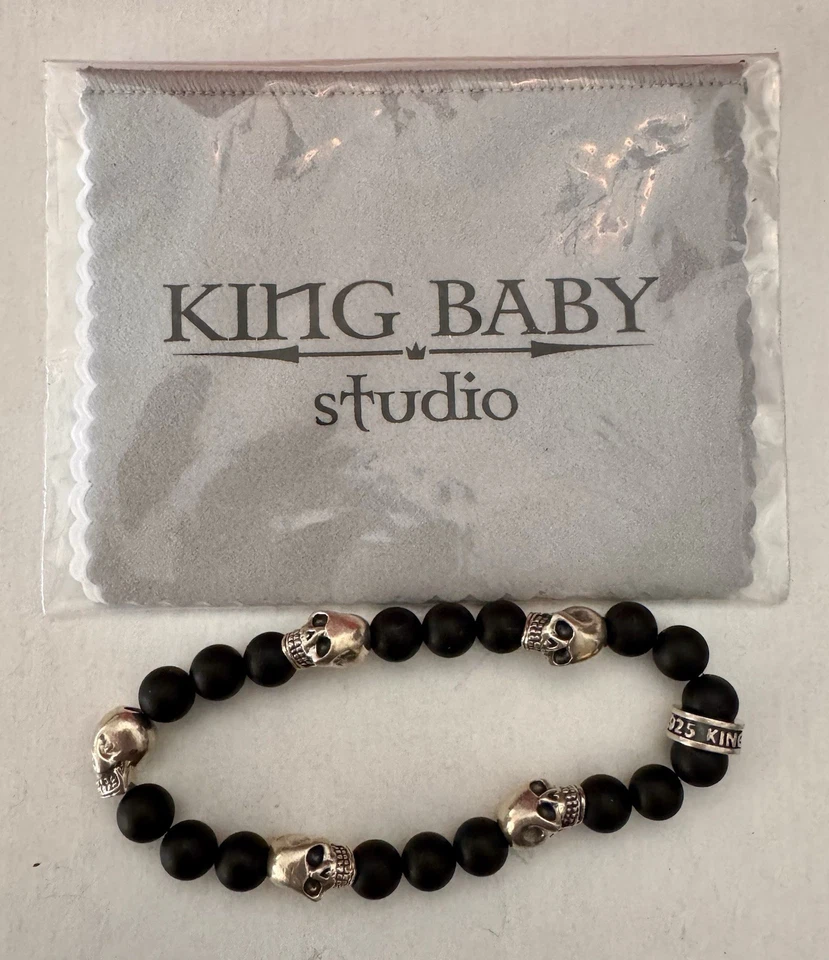 King Baby Studio 手镯:纯银头骨 (5),8 毫米黑色玛瑙珠 — 第 4/4 张图片