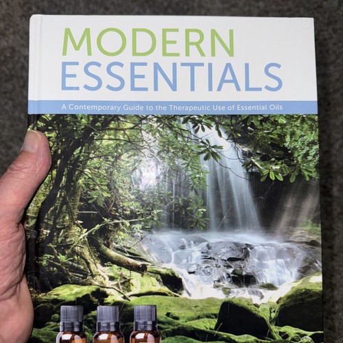 Modern Essentials-Guide Therapeutische Ätherische Öle 6. Auflage Hardcover Buch - Bild 2 von 3