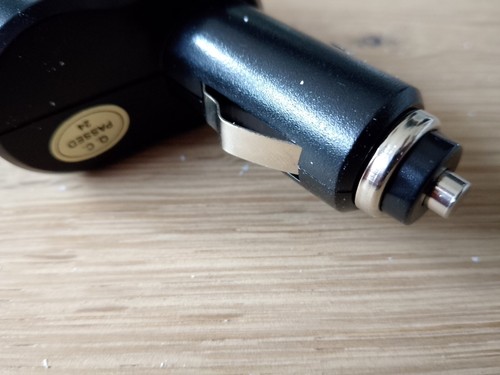 KFZ ZIGARETTENANZÜNDER 2-fach VERTEILER mit KABEL (1xSTECKER/USB+ZIG-KUPPLUNG) - Picture 4 of 6