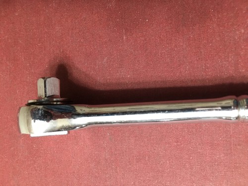 New Unbranded 3/8" Drive Ratcheting Socket Wrench - 7-1/2" Long - Picture 7 of 10