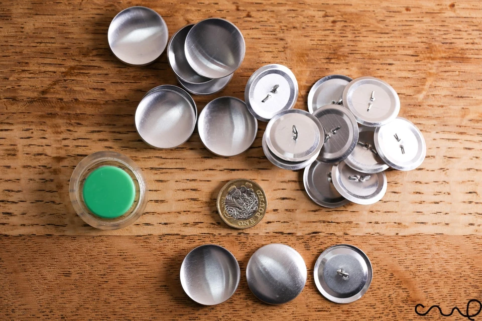 44L Hand Button Making Tool and 15 Blank Self Cover Button 28mm Sewing Craft Kit - Image 2 of 4