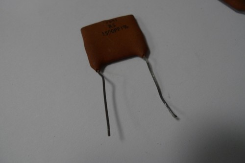 Capacitor Silver Mica Radio Spares 1% 470pF 680pF 820pF 1000pF 1500pF 2200pF + - Picture 73 of 132