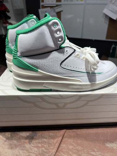 NIKE Jordan 2 Retro Lucky Green Brand new - Size 8 - Picture 6 of 7