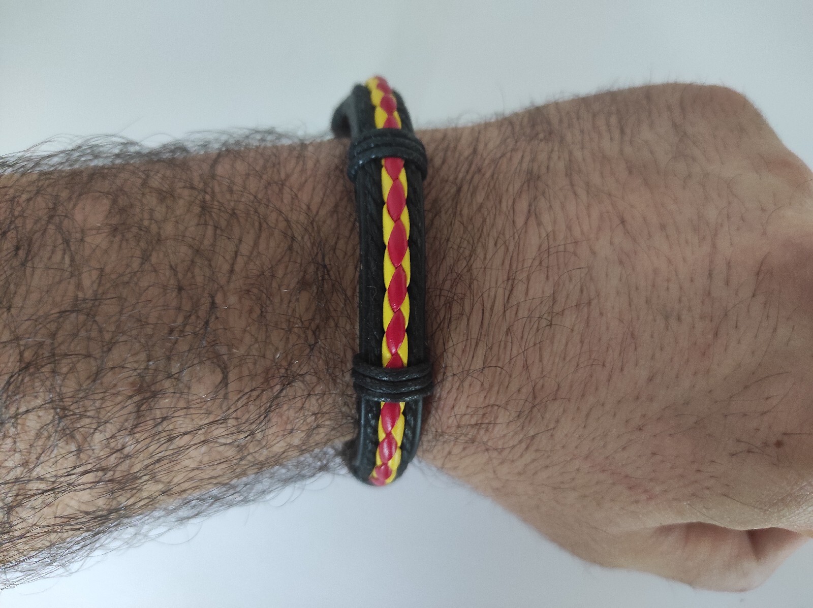 PULSERA BANDERA ESPAÑA CUERDA ENCORDADA Y CUERO AJUSTABLE