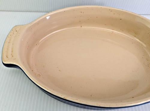 Le Creuset Stoneware Large Oval Baker, Blue Body - Picture 7 of 12