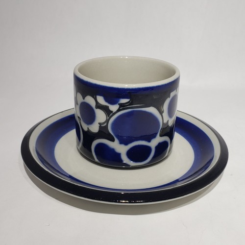 Juego de 2 juegos de tazas planas y platillos Arabia Saara Finlandia 6 oz (juego A) - Imagen 4 de 18