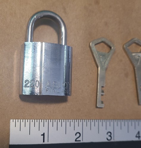 Abloy 220 modelo mini candado cromado con 2 llaves de trabajo - hecho en Finlandia - Imagen 5 de 11