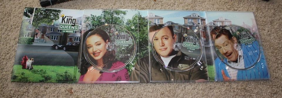 The King of Queens - Seasons 1,2,3 & 4* (DVD, 3-Disc Sets) *only 2-Disc Set - Image 3 of 4
