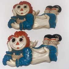VINTAGE 1977 Raggedy Ann Wall Hanging Decor Plastic Plaque LOT Bobbs Merrill Co