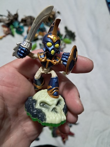 Skylanders Spyro's Adventure Characters Series 1 - Picture 5 of 37