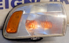 GENUINE 1990-97 TOYOTA ESTIMA RIGHT FRONT O/S FRONT INDICATOR LIGHT 81510-95D00